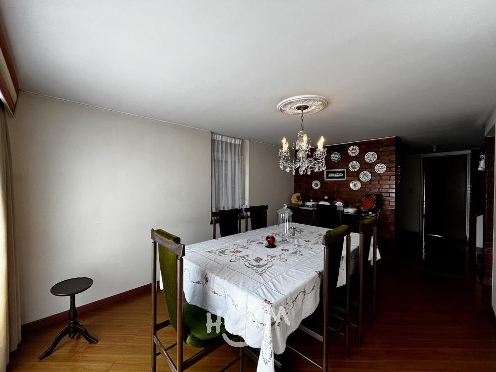 Casa de 5 alcobas en venta en Niza, Bogotá, 578 m² · foto 5 de 18