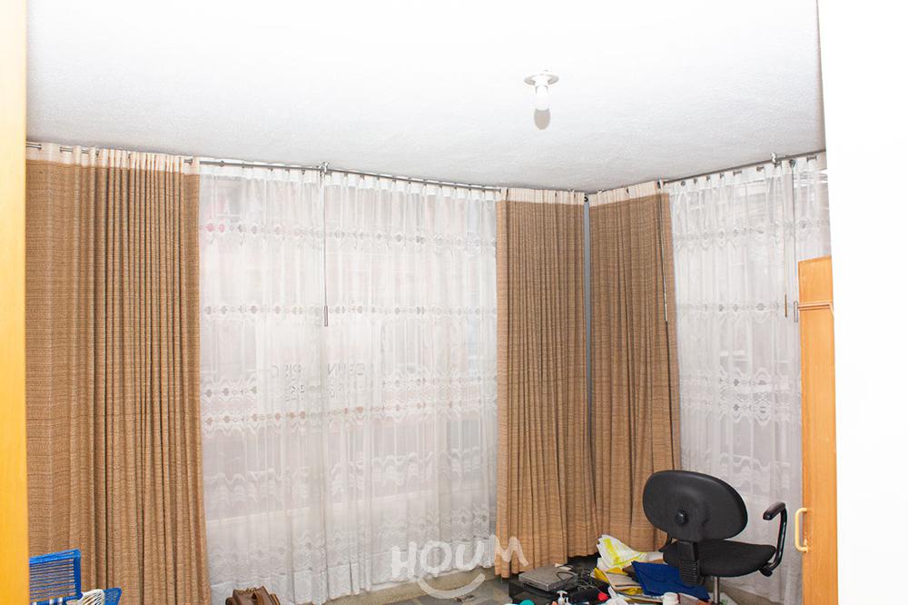 Casa de 6 alcobas en venta en Bosques De Mariana, Garcés Navas, Bogotá, 221 m² · foto 14 de 24