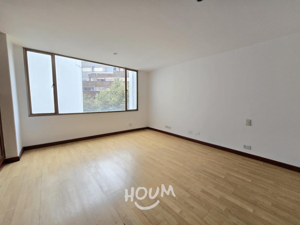 Apartamento de 3 alcobas en venta en La Carolina, Bogotá, 270 m² · foto 10 de 24