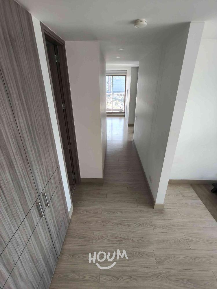 Apartamento de 3 alcobas en venta en Caminos De San Lorenzo, Bogotá, 134 m² · foto 6 de 24