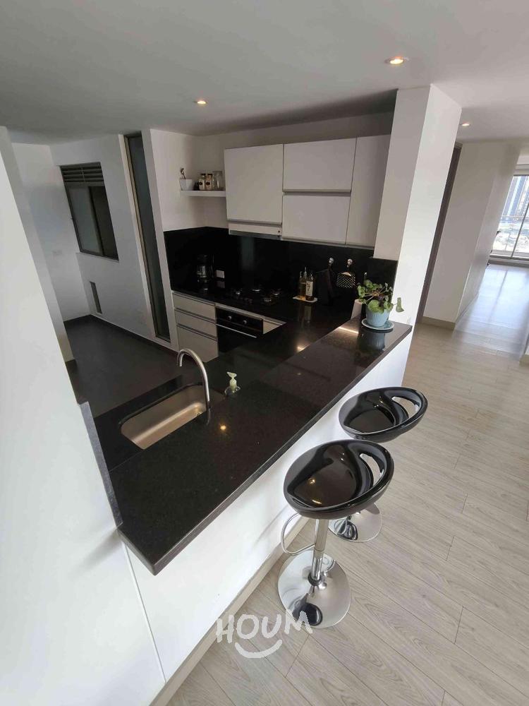 Apartamento de 3 alcobas en venta en Caminos De San Lorenzo, Bogotá, 134 m² · foto 8 de 24
