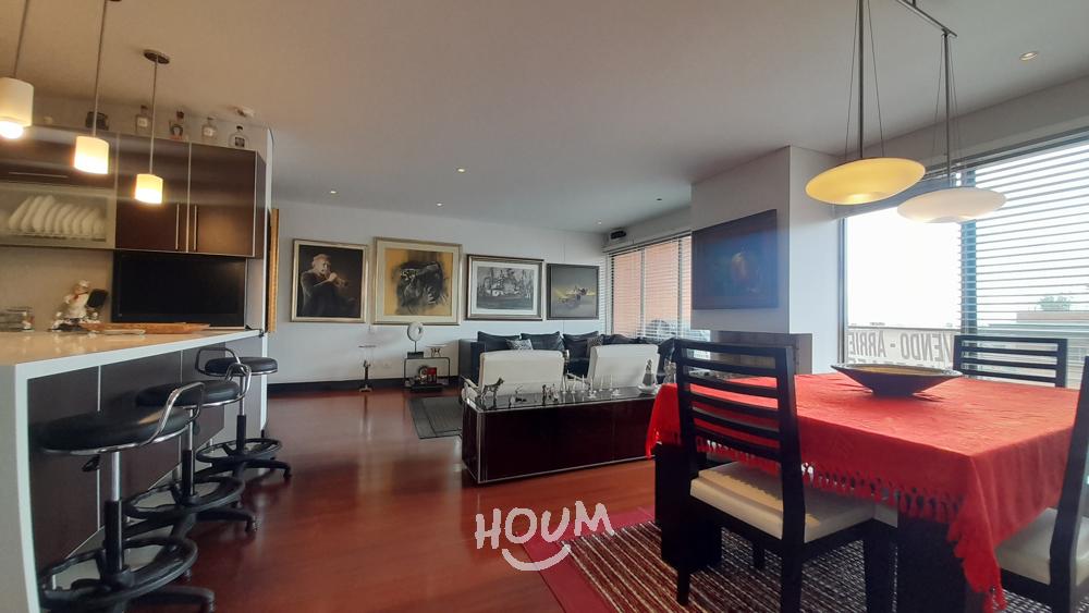 Apartamento de 3 alcobas en venta en Santa Barbara, Bogotá, 182 m² · foto 2 de 24