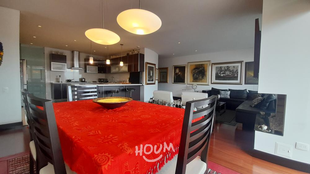 Apartamento de 3 alcobas en venta en Santa Barbara, Bogotá, 182 m² · foto 4 de 24