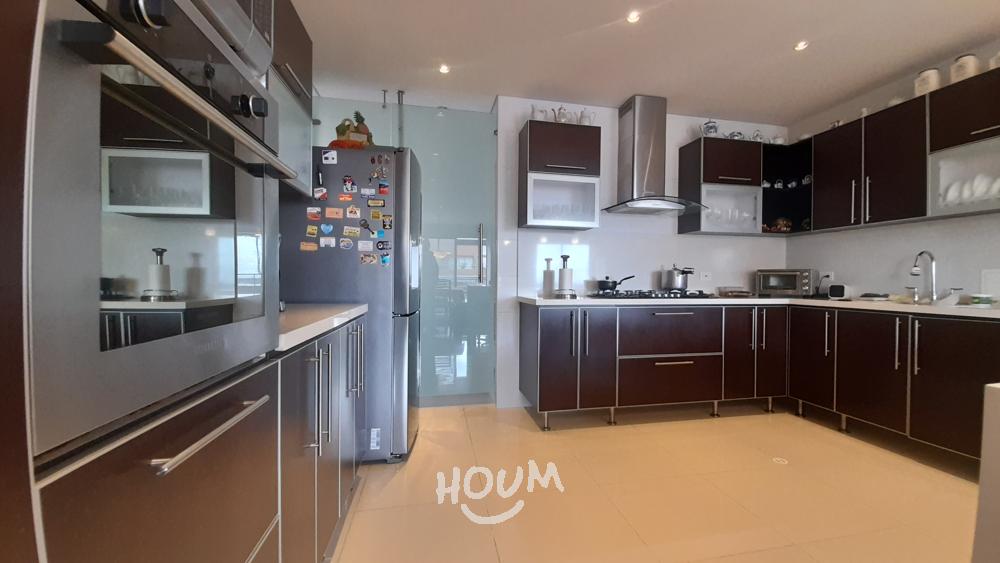 Apartamento de 3 alcobas en venta en Santa Barbara, Bogotá, 182 m² · foto 24 de 24