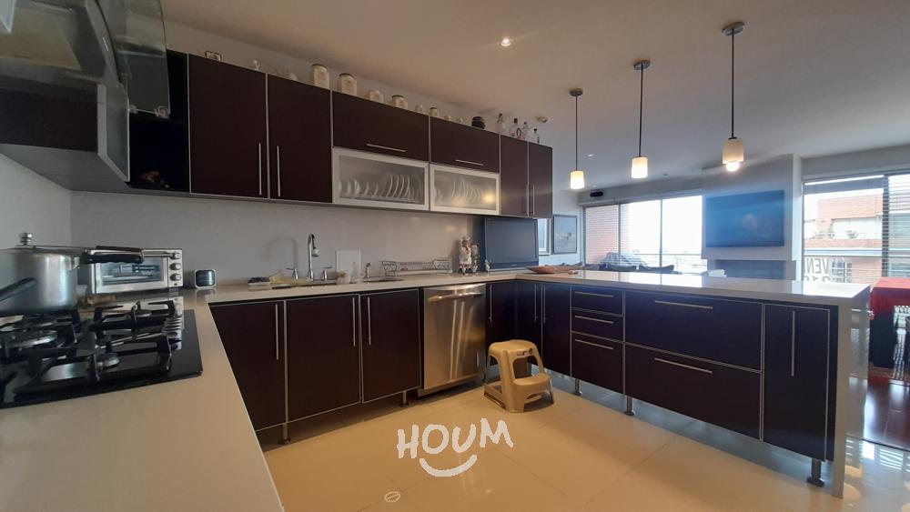 Apartamento de 3 alcobas en venta en Santa Barbara, Bogotá, 182 m² · foto 23 de 24