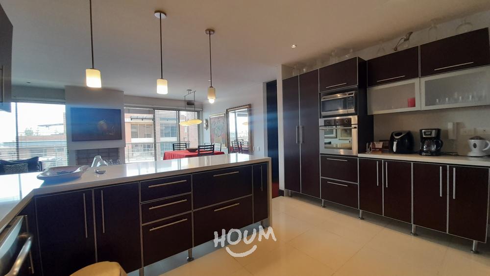 Apartamento de 3 alcobas en venta en Santa Barbara, Bogotá, 182 m² · foto 21 de 24