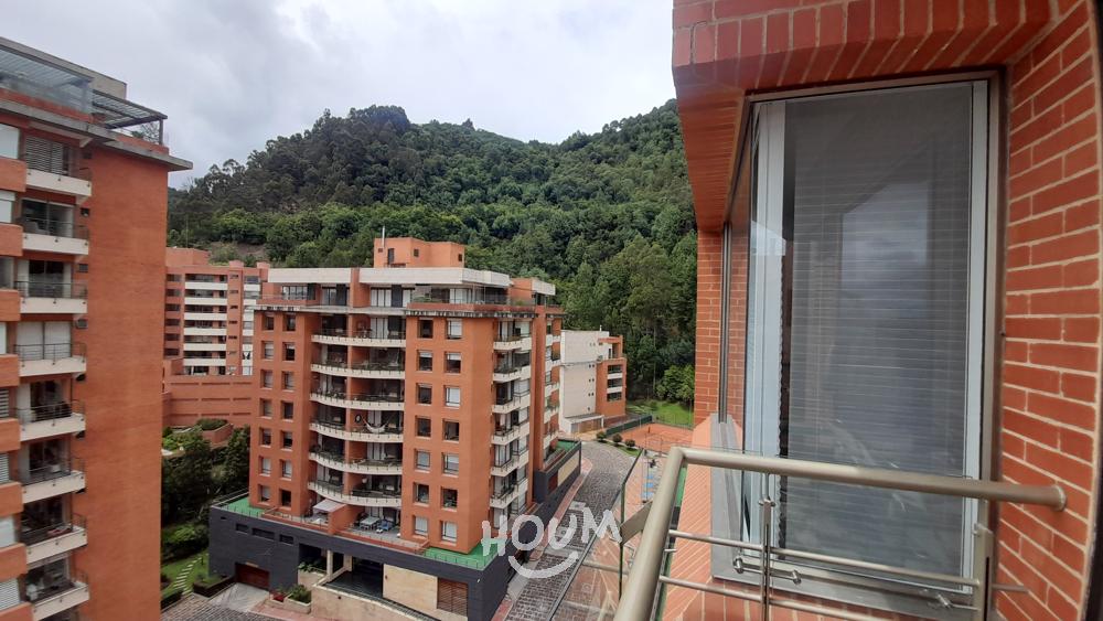 Apartamento de 3 alcobas en venta en Santa Barbara, Bogotá, 182 m² · foto 10 de 24