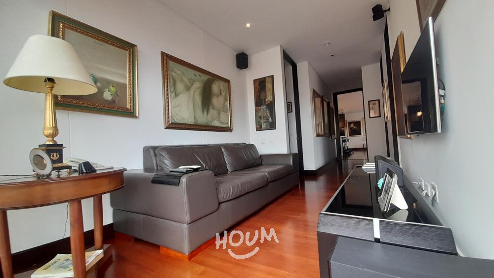 Apartamento de 3 alcobas en venta en Santa Barbara, Bogotá, 182 m² · foto 6 de 24