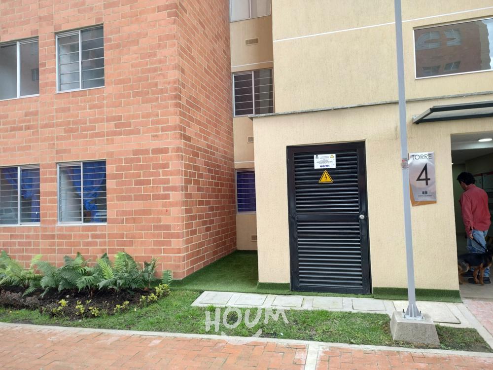 Apartamento de 3 alcobas en venta en Casandra, Bogotá, 45 m² · foto 20 de 24