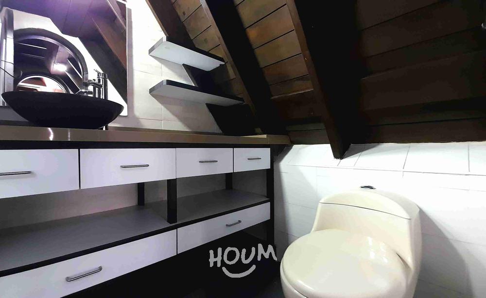Casa en venta en Santa Barbara Central, Bogotá · foto 11 de 24