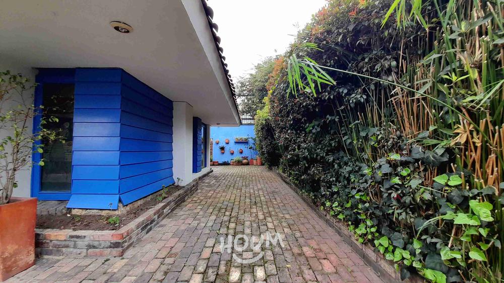 Casa en venta en Santa Barbara Central, Bogotá · foto 4 de 24