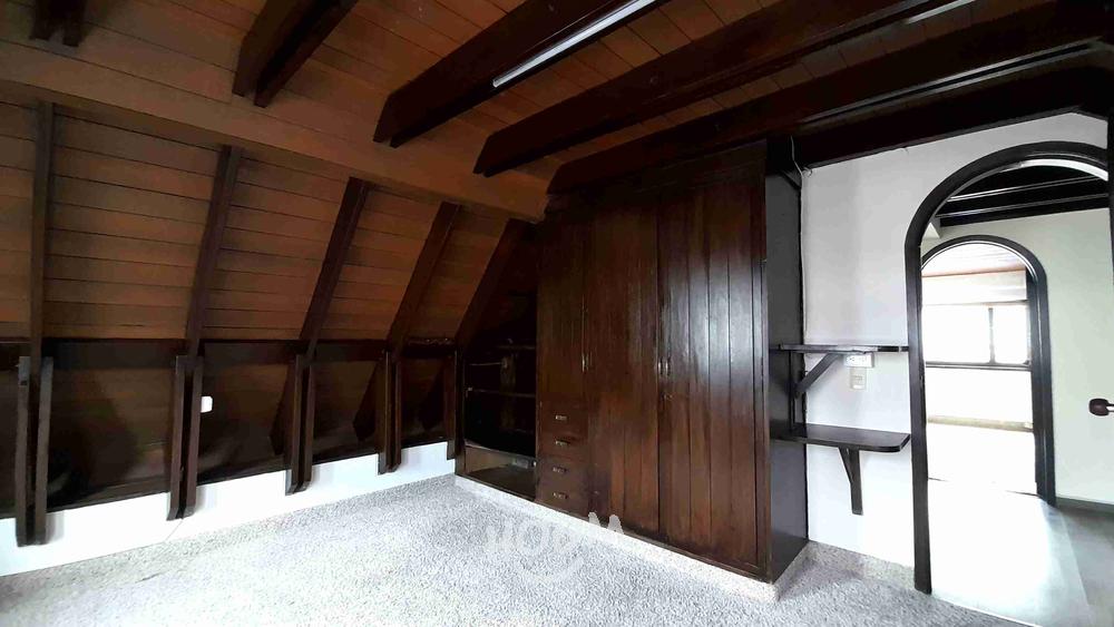 Casa en venta en Santa Barbara Central, Bogotá · foto 19 de 24