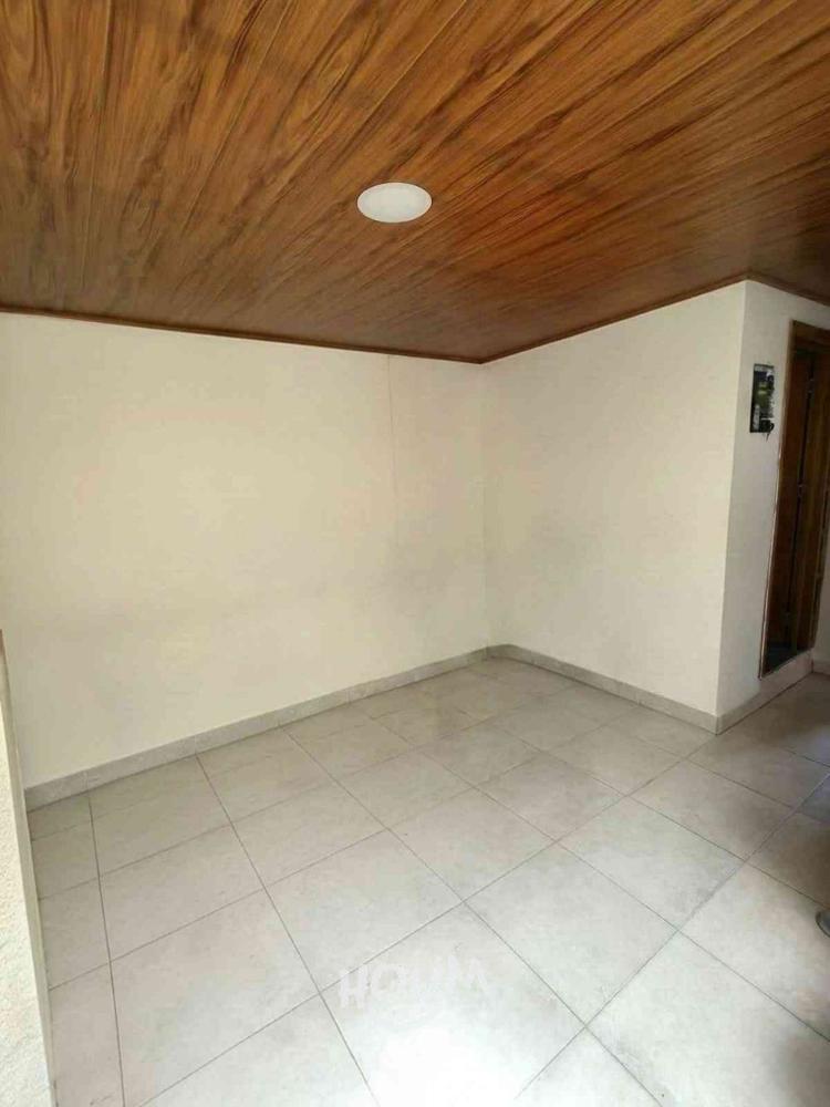 Casa de 8 alcobas en venta en Garces Navas Oriental, Bogotá, 270 m² · foto 4 de 21