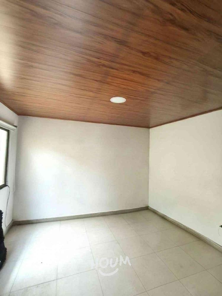 Casa de 8 alcobas en venta en Garces Navas Oriental, Bogotá, 270 m² · foto 3 de 21
