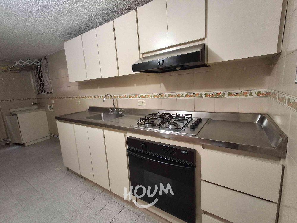 Apartamento de 2 alcobas en venta en Victoria Norte, Bogotá, 68 m² · foto 2 de 24