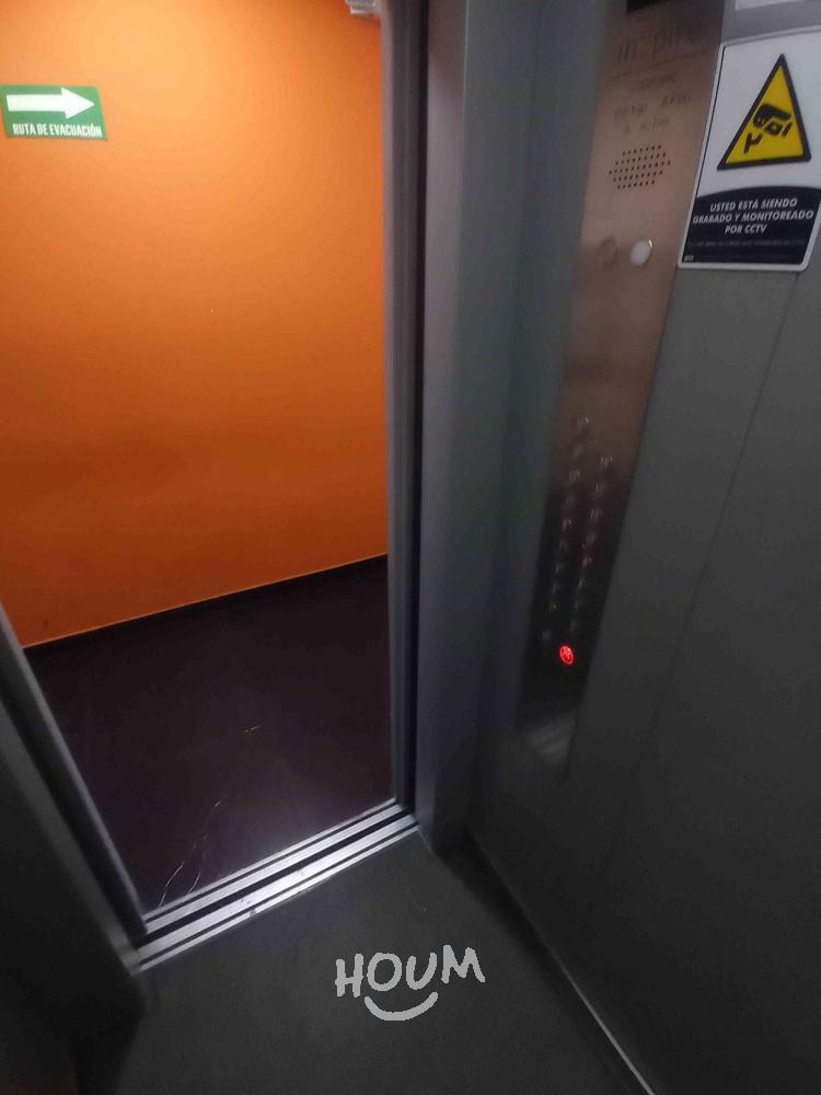 Apartamento en venta en Las Ferias, Bogotá · foto 4 de 24