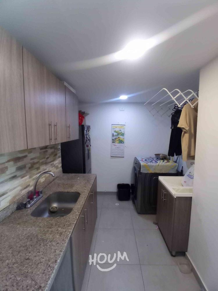 Apartamento en venta en Las Ferias, Bogotá · foto 17 de 24