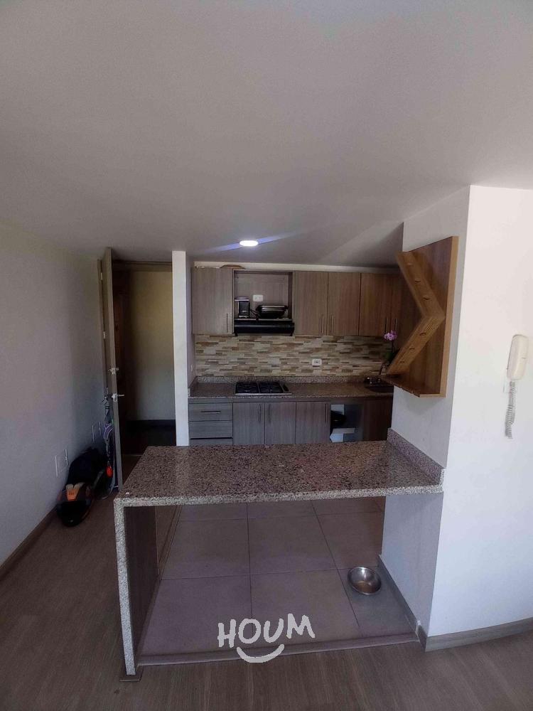 Apartamento en venta en Las Ferias, Bogotá · foto 15 de 24