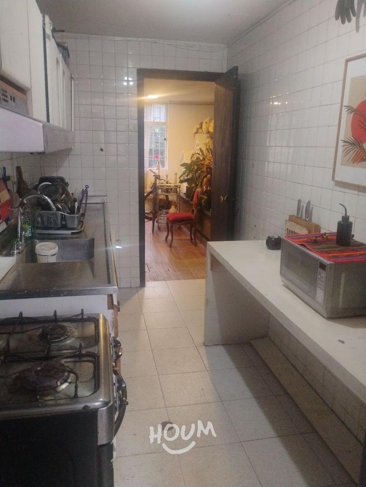 Casa en venta en Santa Sofía, Los Alcázares, Bogotá · foto 3 de 24