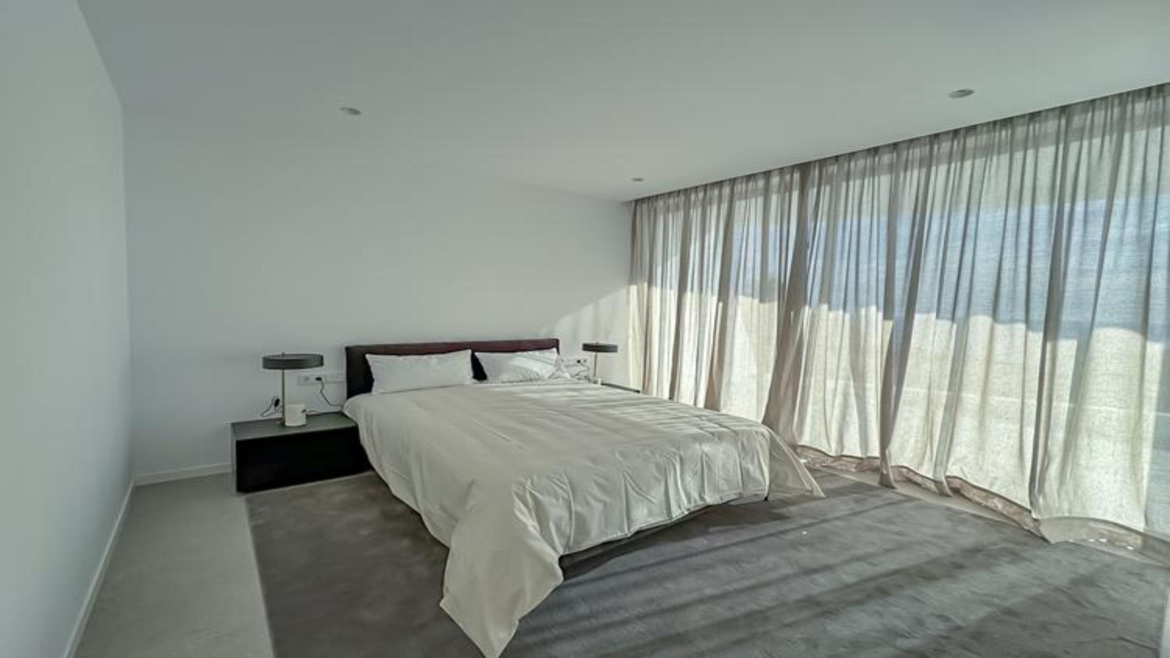 LlmL_muebles__2___newsize_2400by1350.jpg