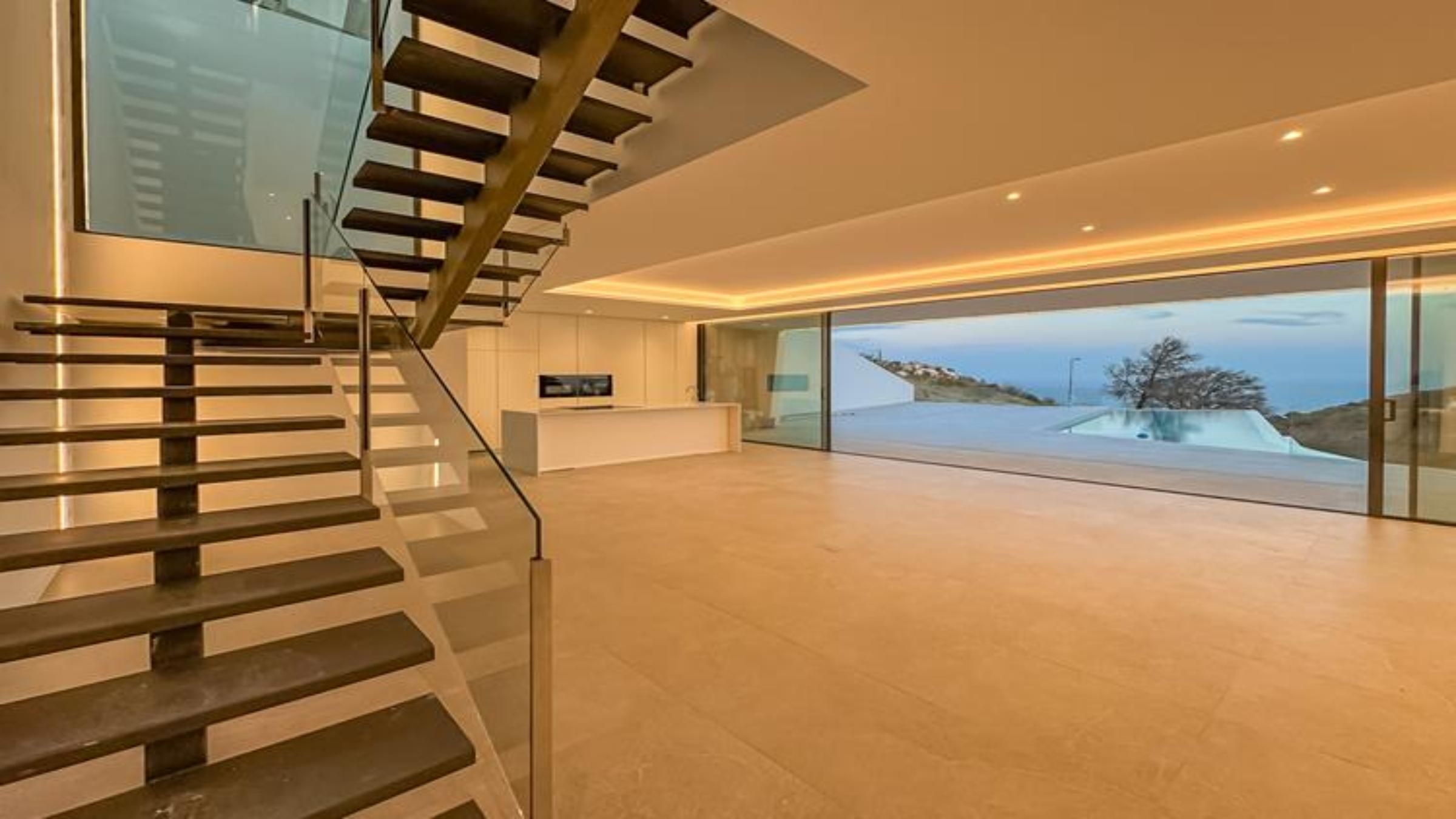 LlmL_villL_nLrdiL__5___newsize_2400by1350.jpg