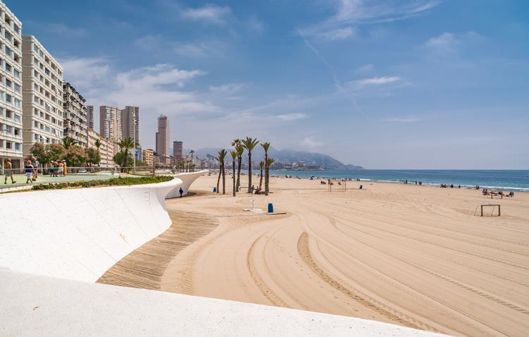 ZZ_Benidorm_Costa Blanca_nardia real estate agency_www.nardia.es__561005179_750x478.jpg