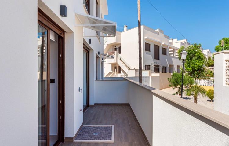 E_new_build_bungalow_balcones_de_amay_torrevieja_torrevieja_los_balcones_10292_xxlweb_750by478.jpg