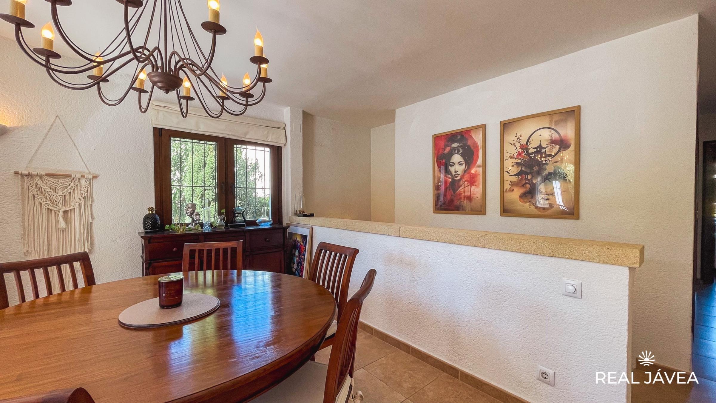 dining_room_3newsize_2400by1350.jpg