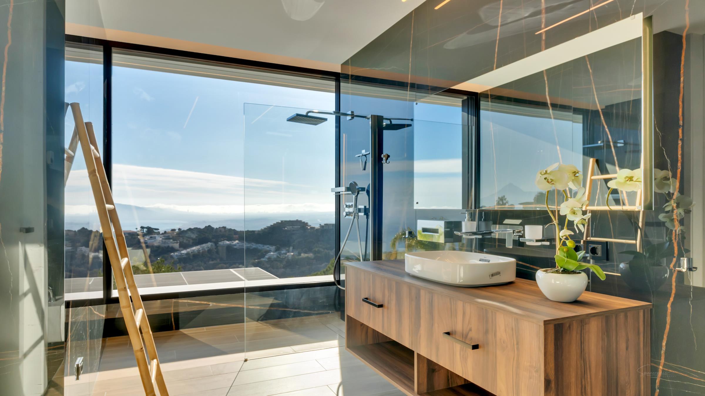 Spanoramic_Photography_069newsize_2400by1350.jpg