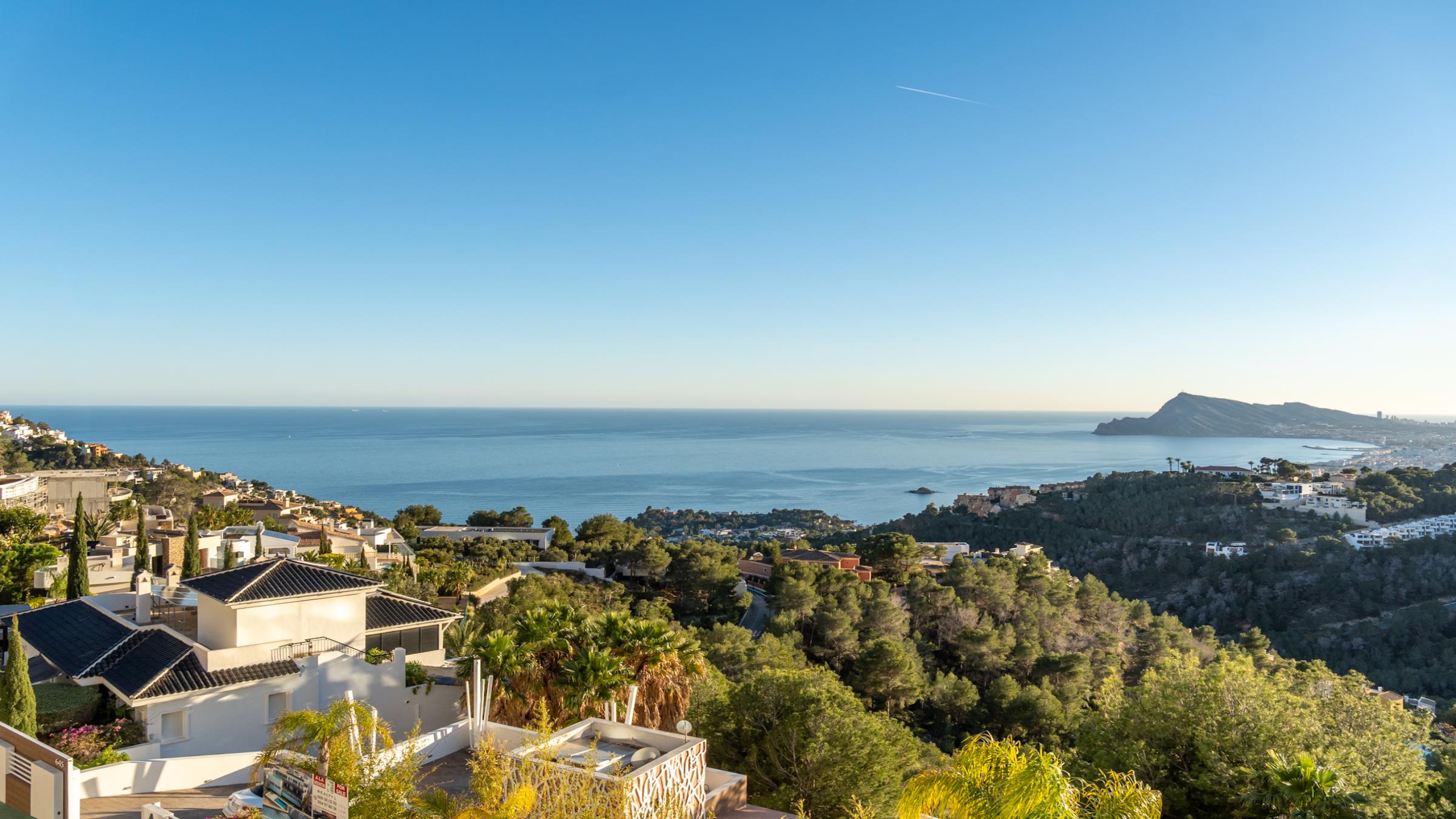 Spanoramic_Photography_101newsize_2400by1350.jpg