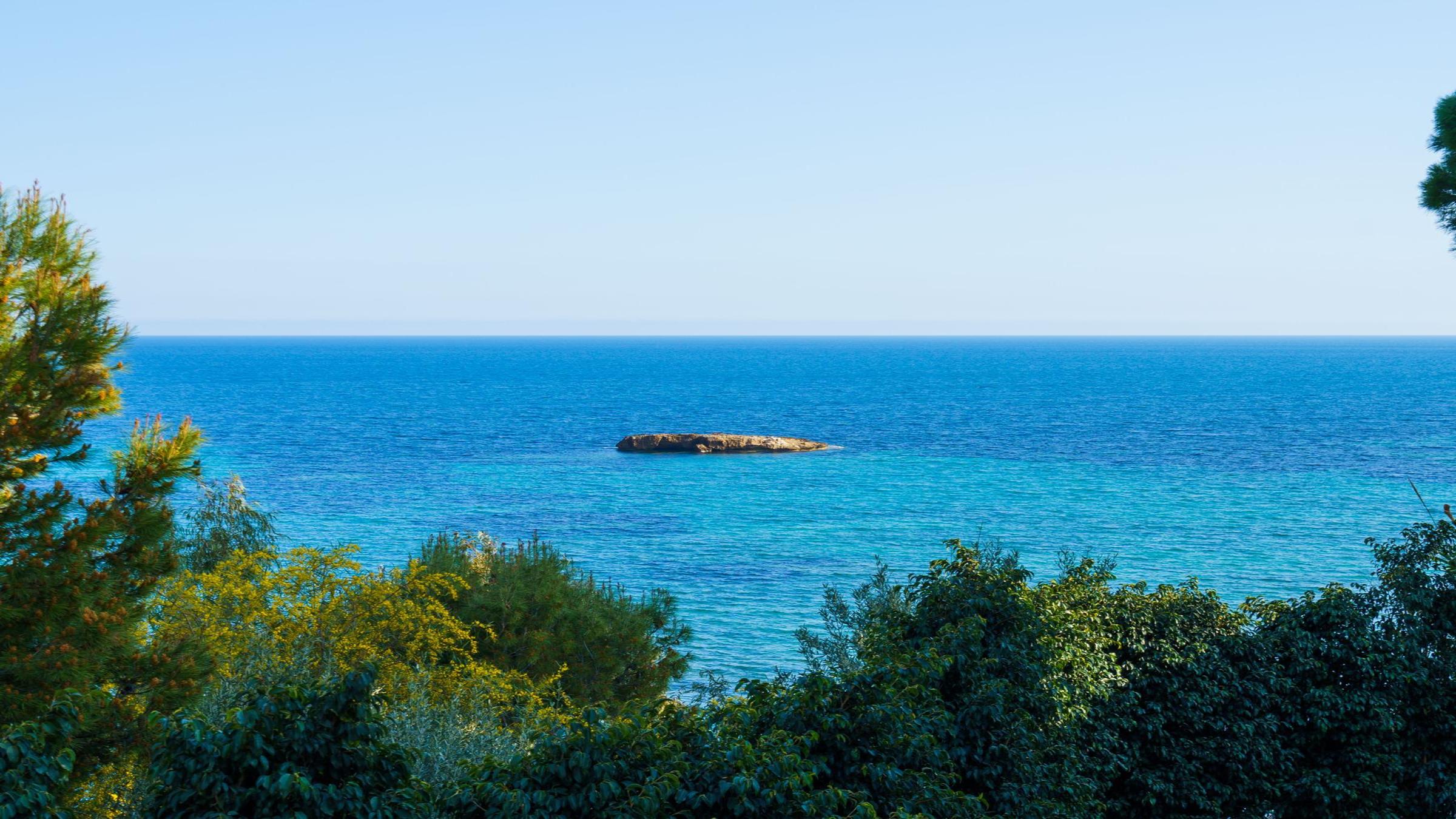nardia_Altea17711800x1350newsize_2400by1350.jpg