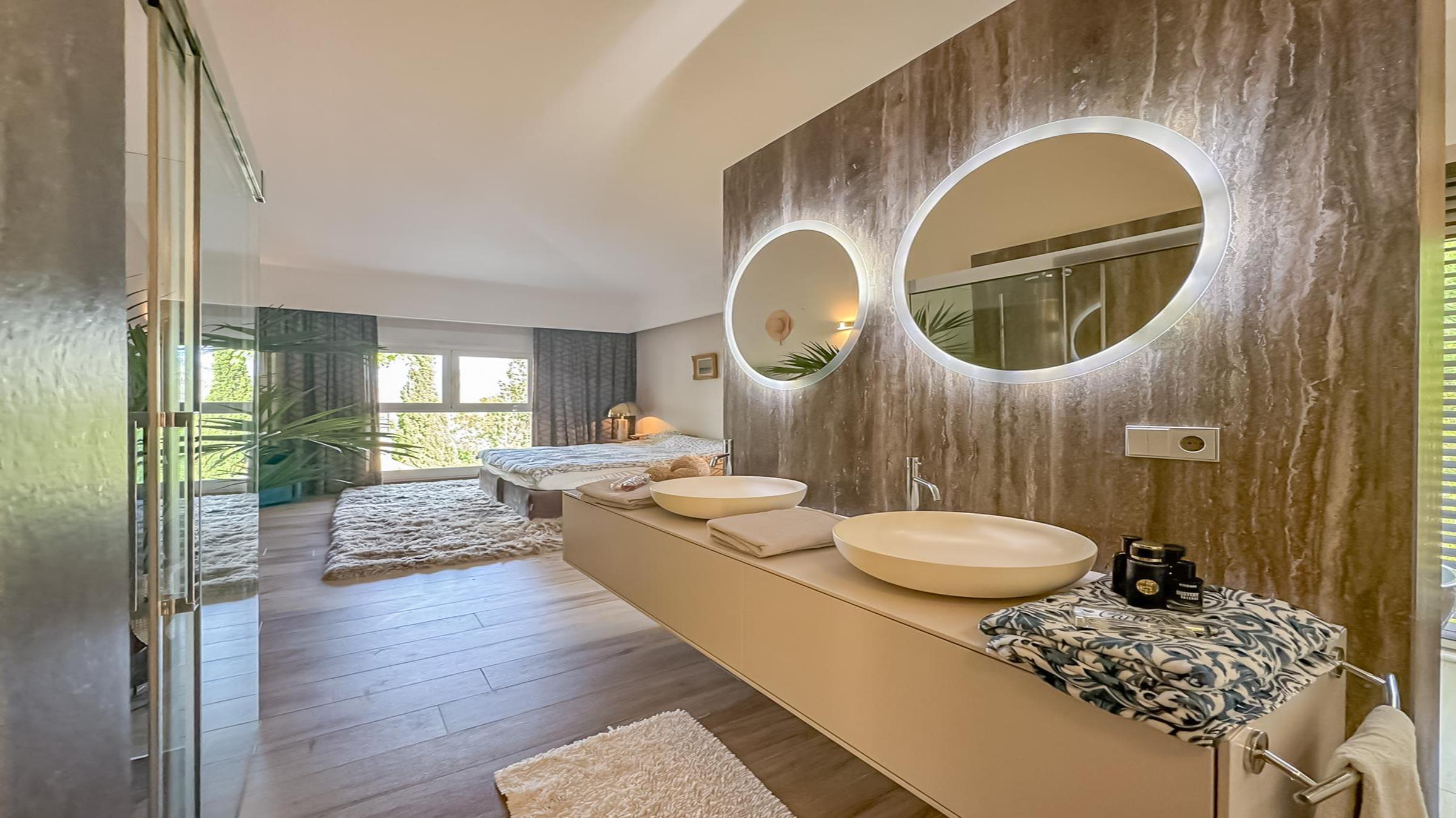 o2_nardia_Villa_Pool__4__1800x1350newsize_2400by1350.jpg