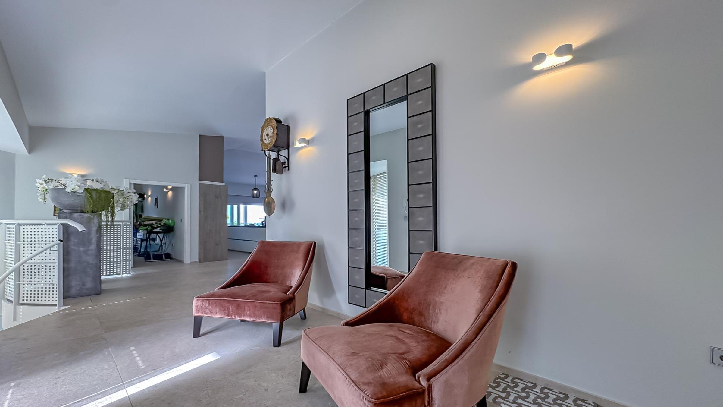 L_nardia_Villa_Pool__12__1800x1350newsize_2400by1350.jpg