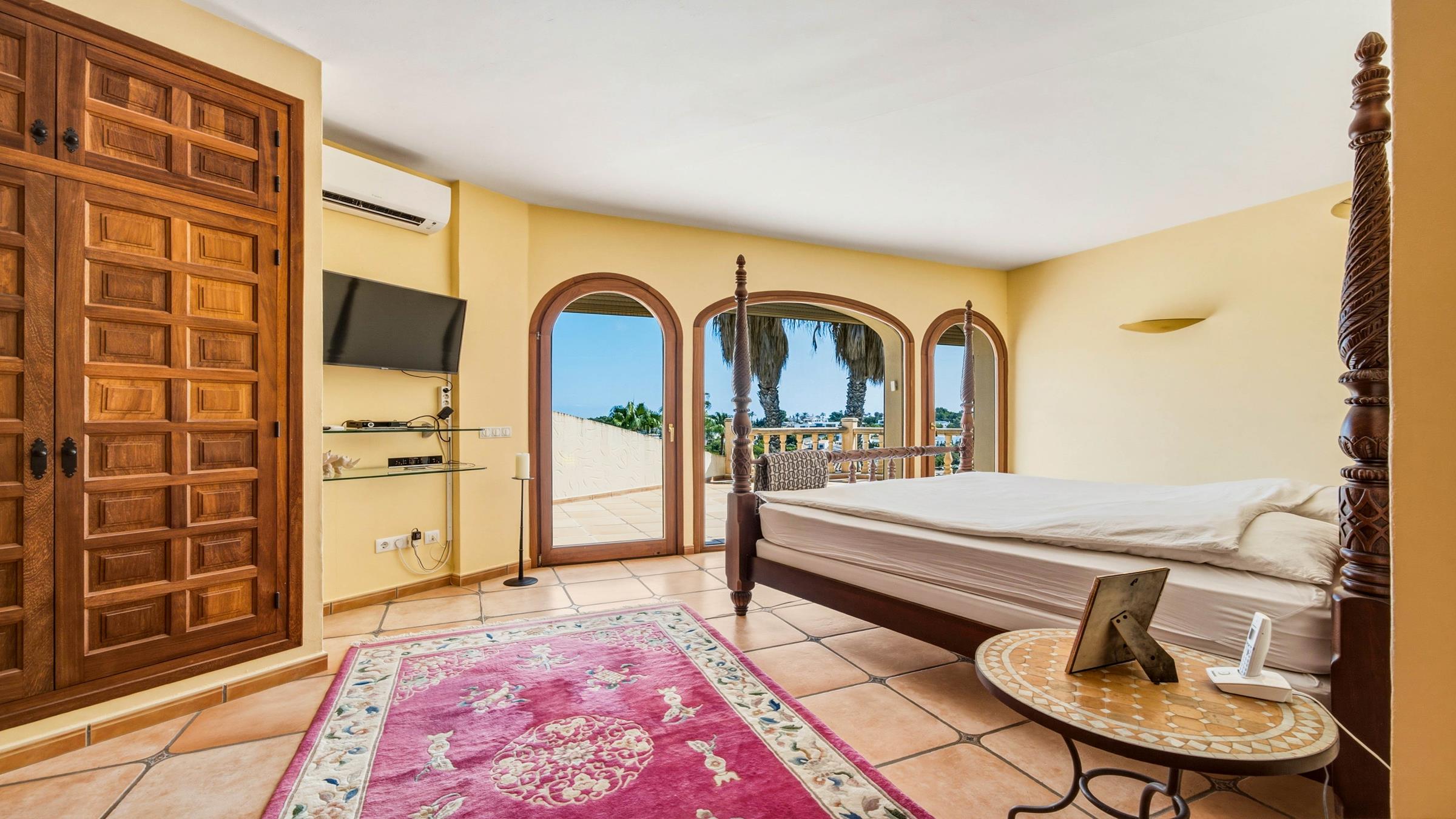 nardia_Javea_villa_51newsize_2400by1350.jpg