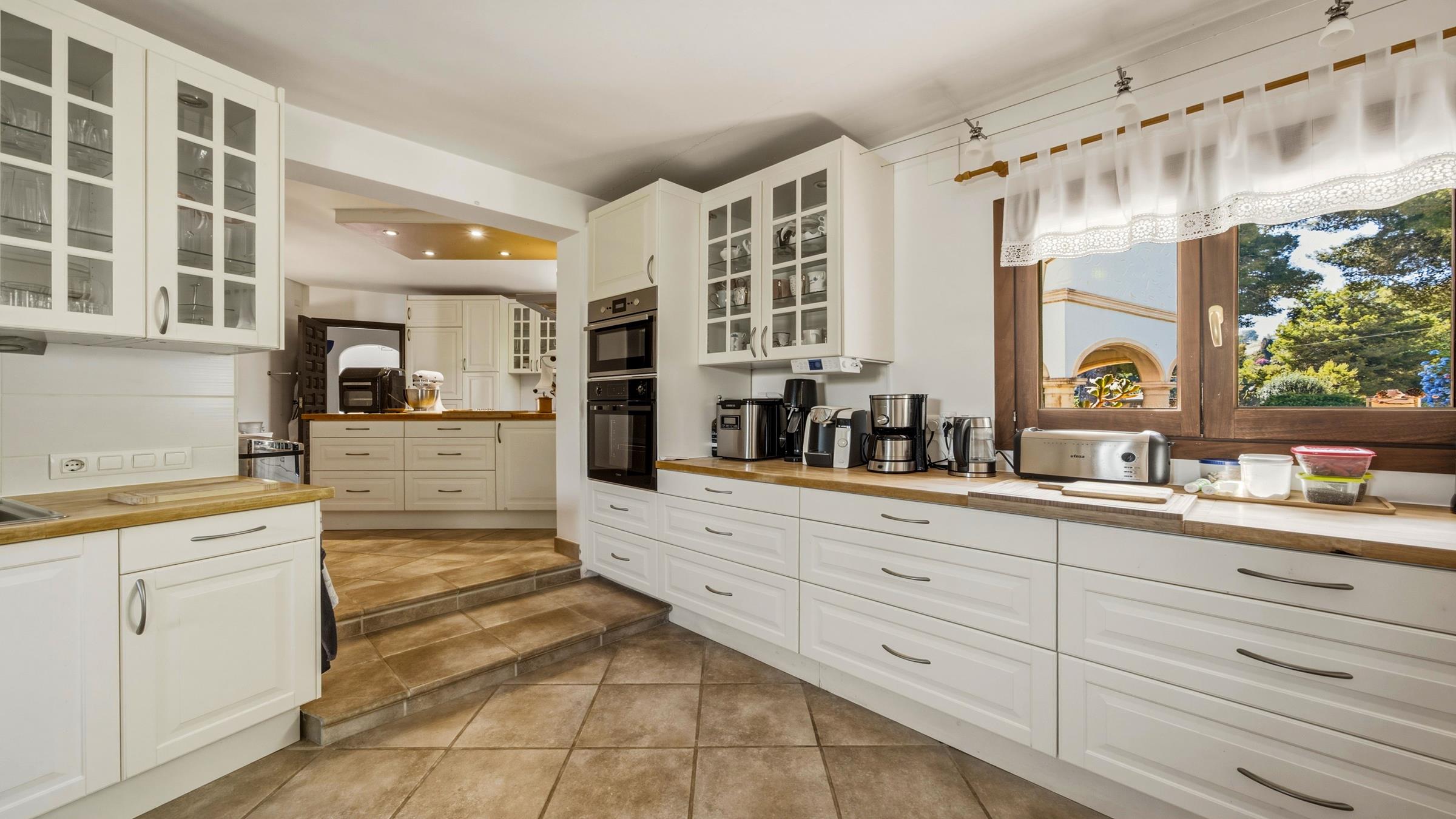 nardia_Javea_villa_44newsize_2400by1350.jpg