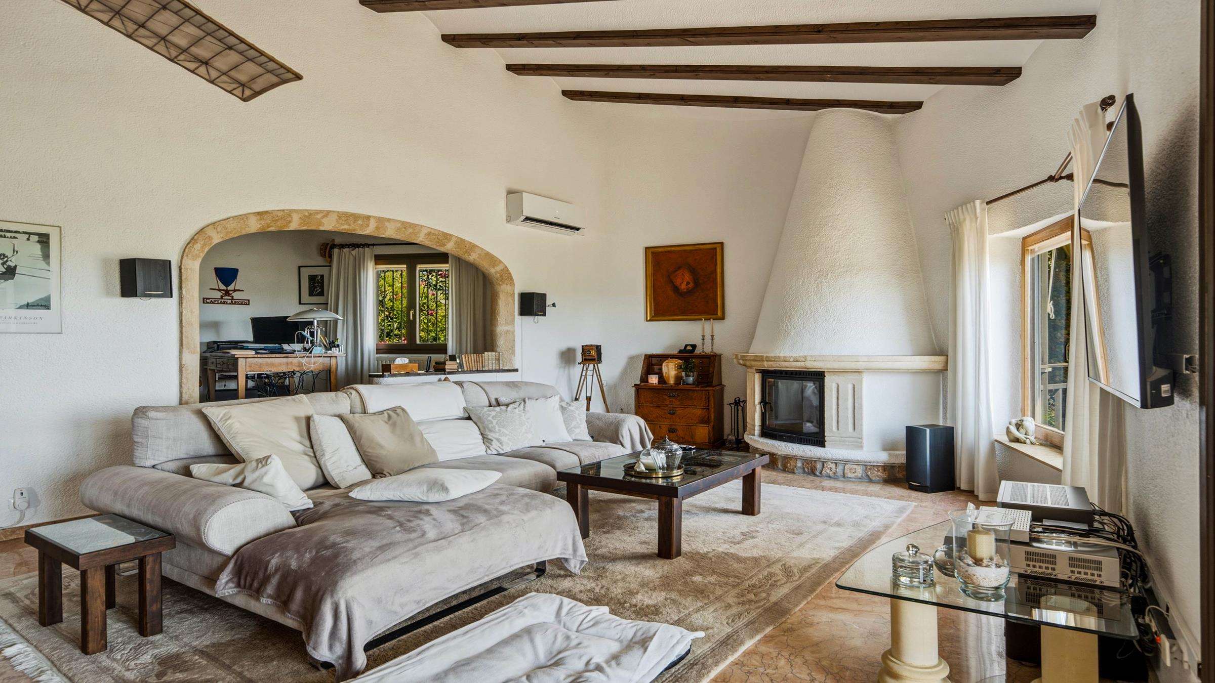 nardia_Javea_villa_37newsize_2400by1350.jpg