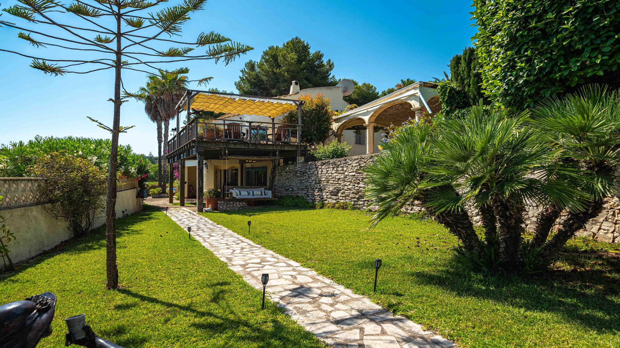 nardia_Javea_villa_28newsize_2400by1350.jpg