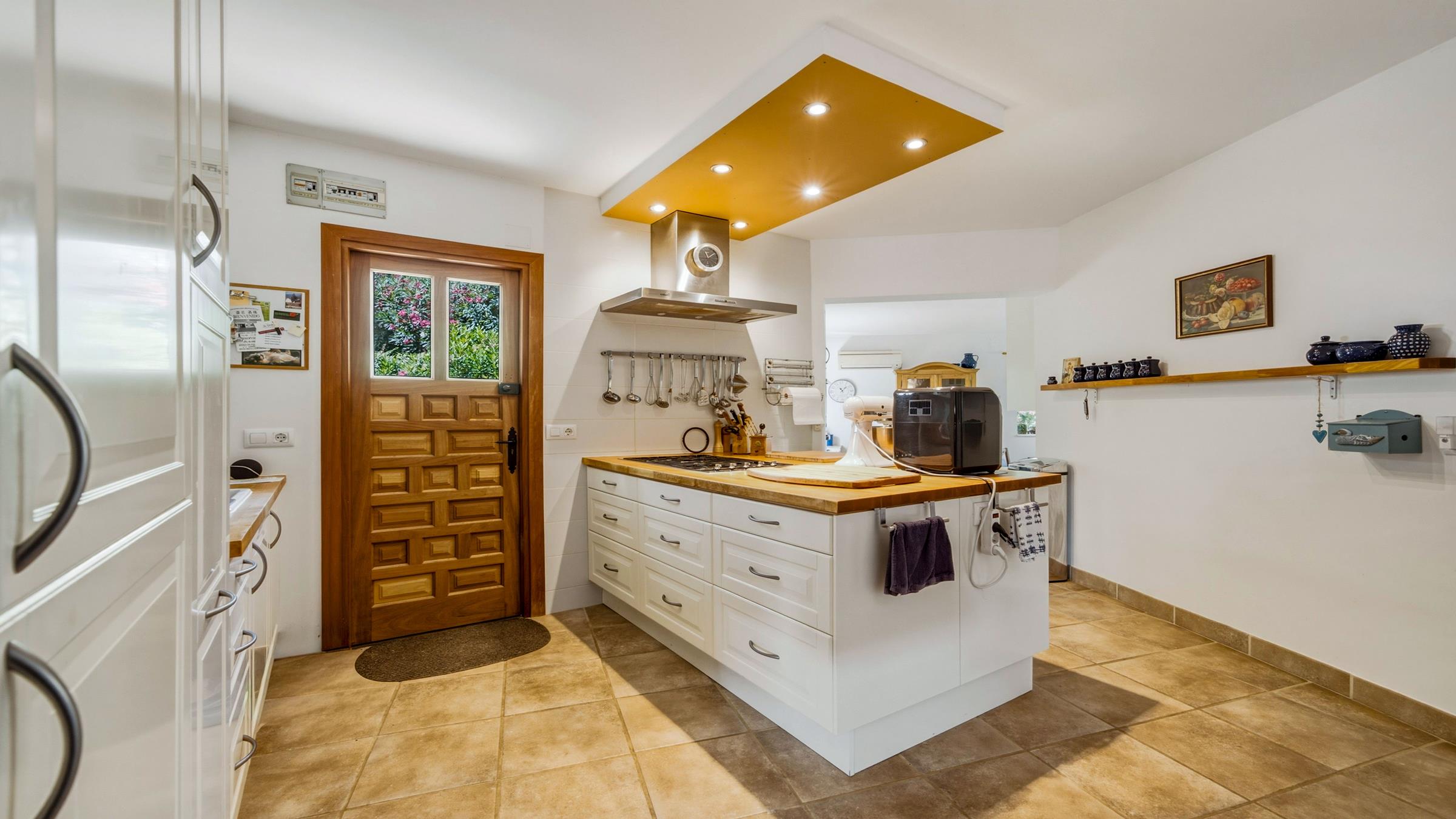 nardia_Javea_villa_42newsize_2400by1350.jpg