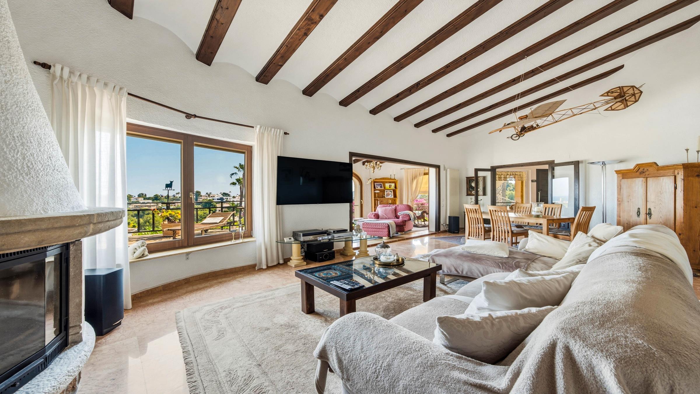 nardia_Javea_villa_39newsize_2400by1350.jpg