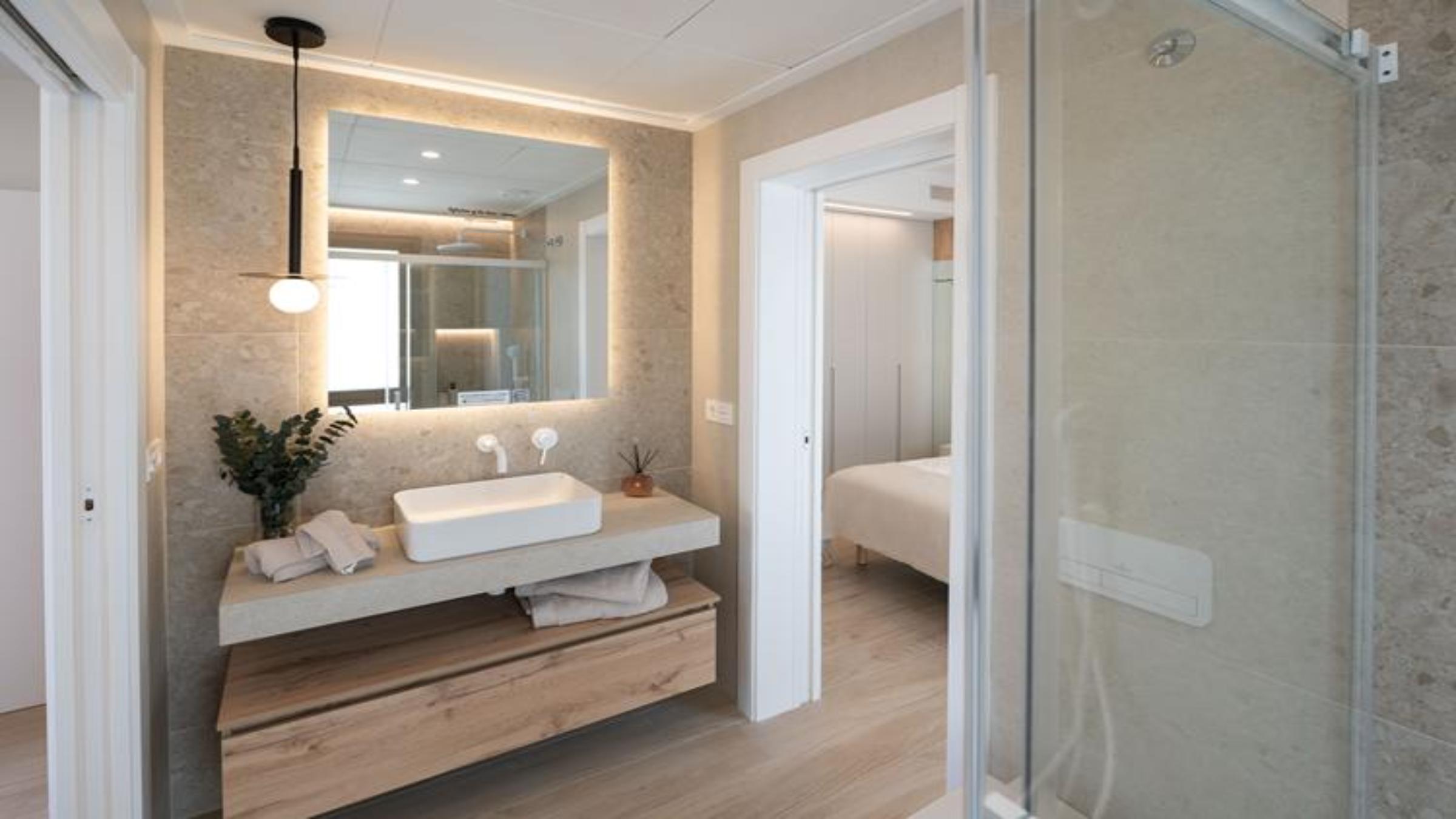 LEAbeach_VI___Show_House__IV__13_web_750by_478newsize_2400by1350.jpg