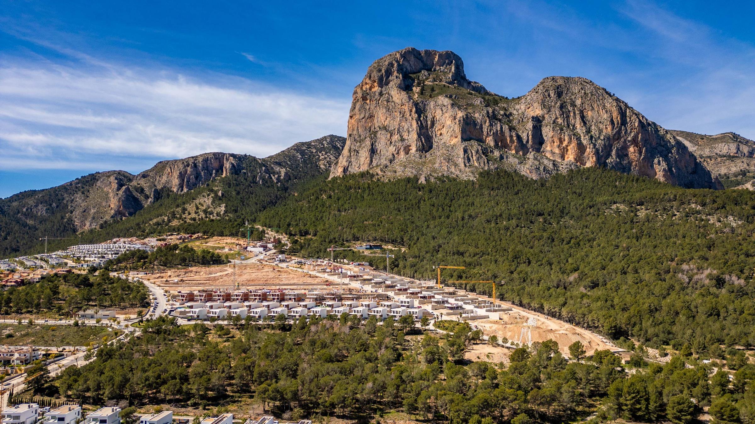 Zopia_de_29032025-DJI_0564newsize_2400by1350.jpg