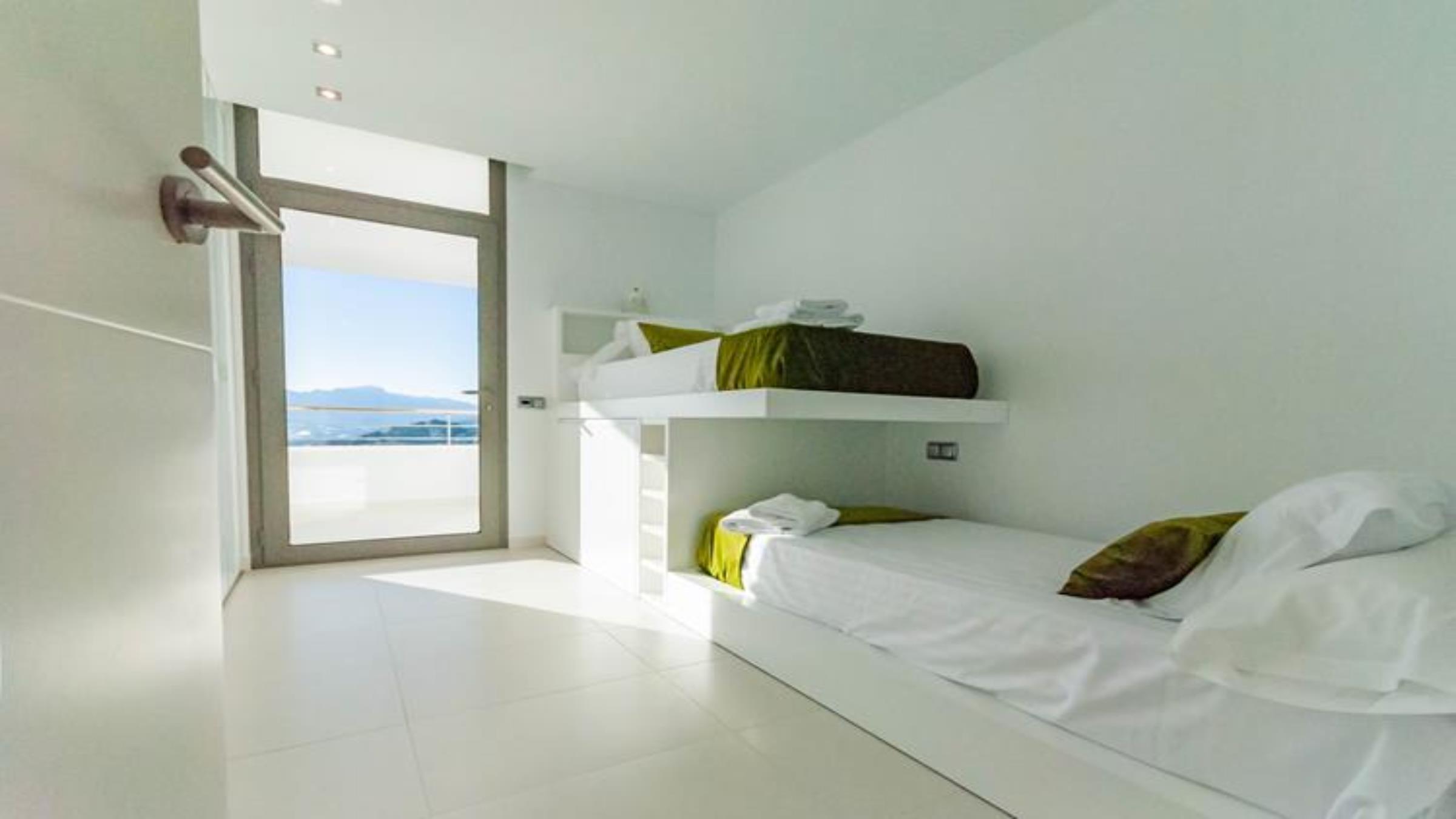 Villa_Luxury_seaview_nardia__20___newsize_2400by1350.jpg