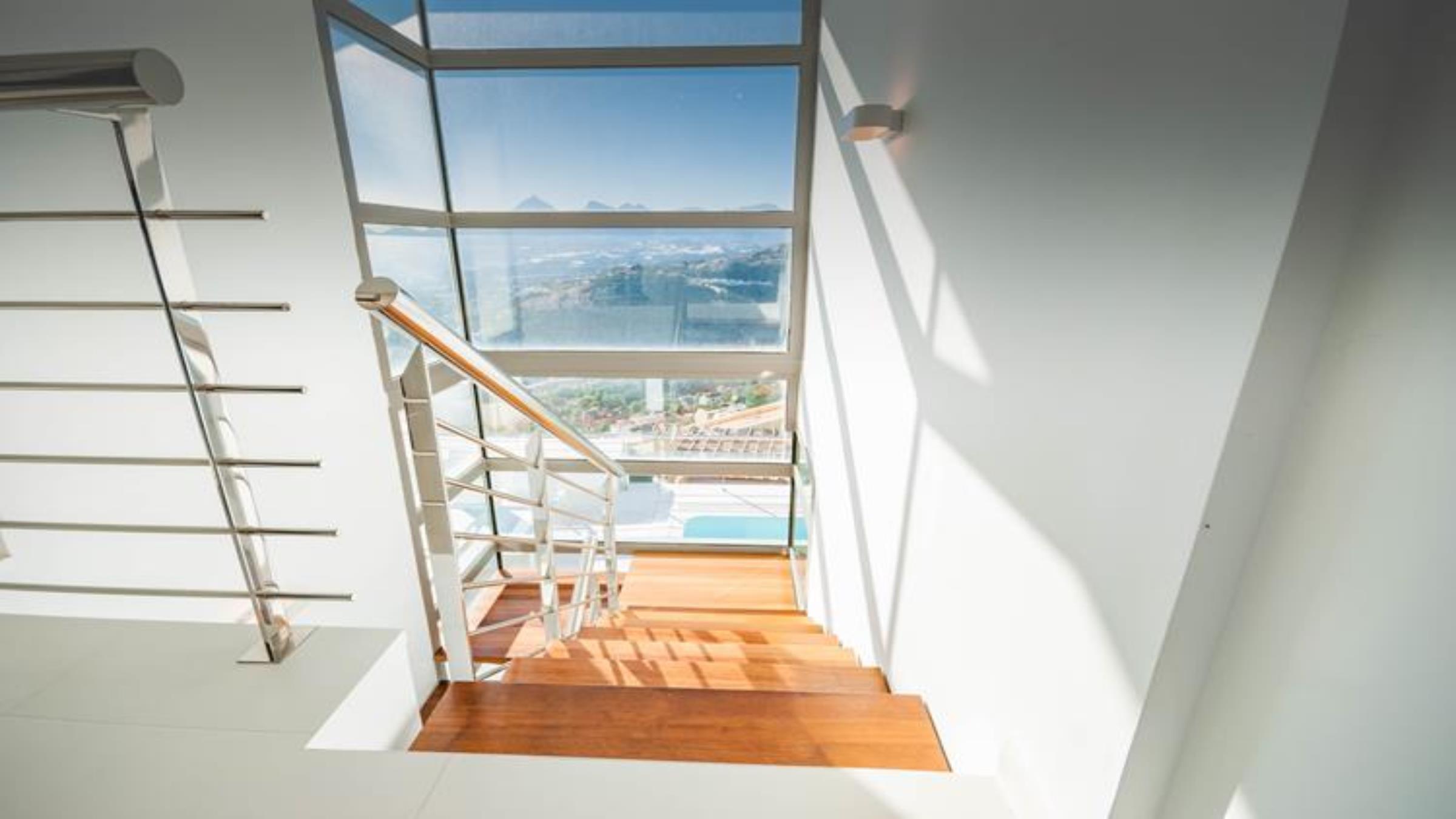 Villa_Luxury_seaview_nardia__28___newsize_2400by1350.jpg