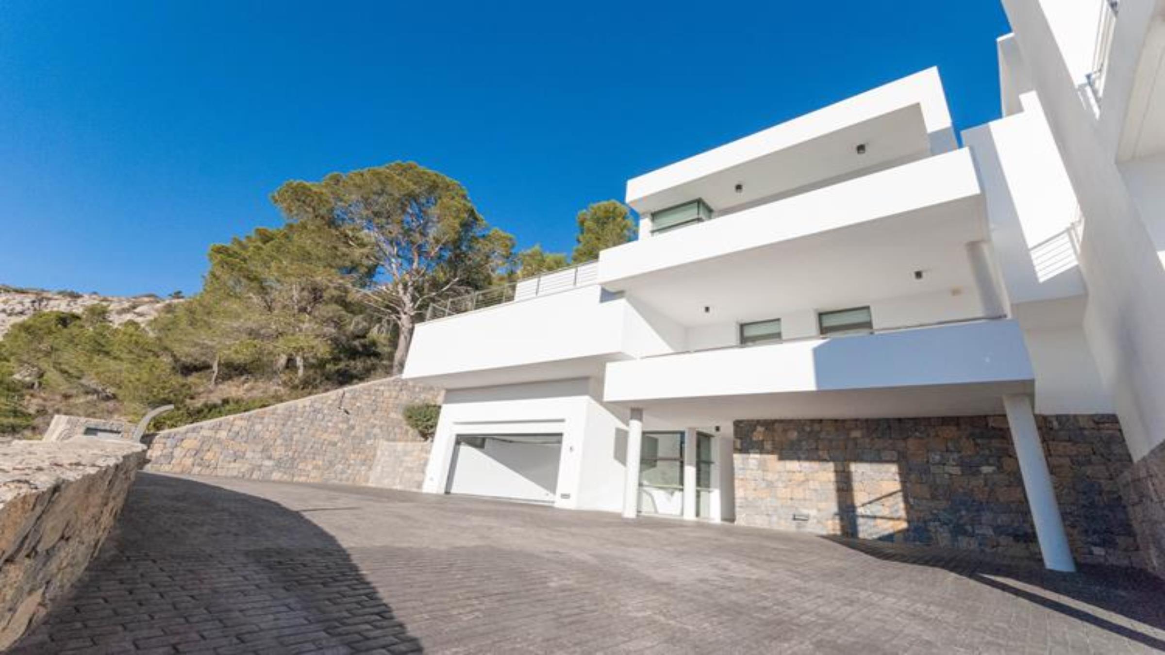Villa_Luxury_seaview_nardia__24___newsize_2400by1350.jpg