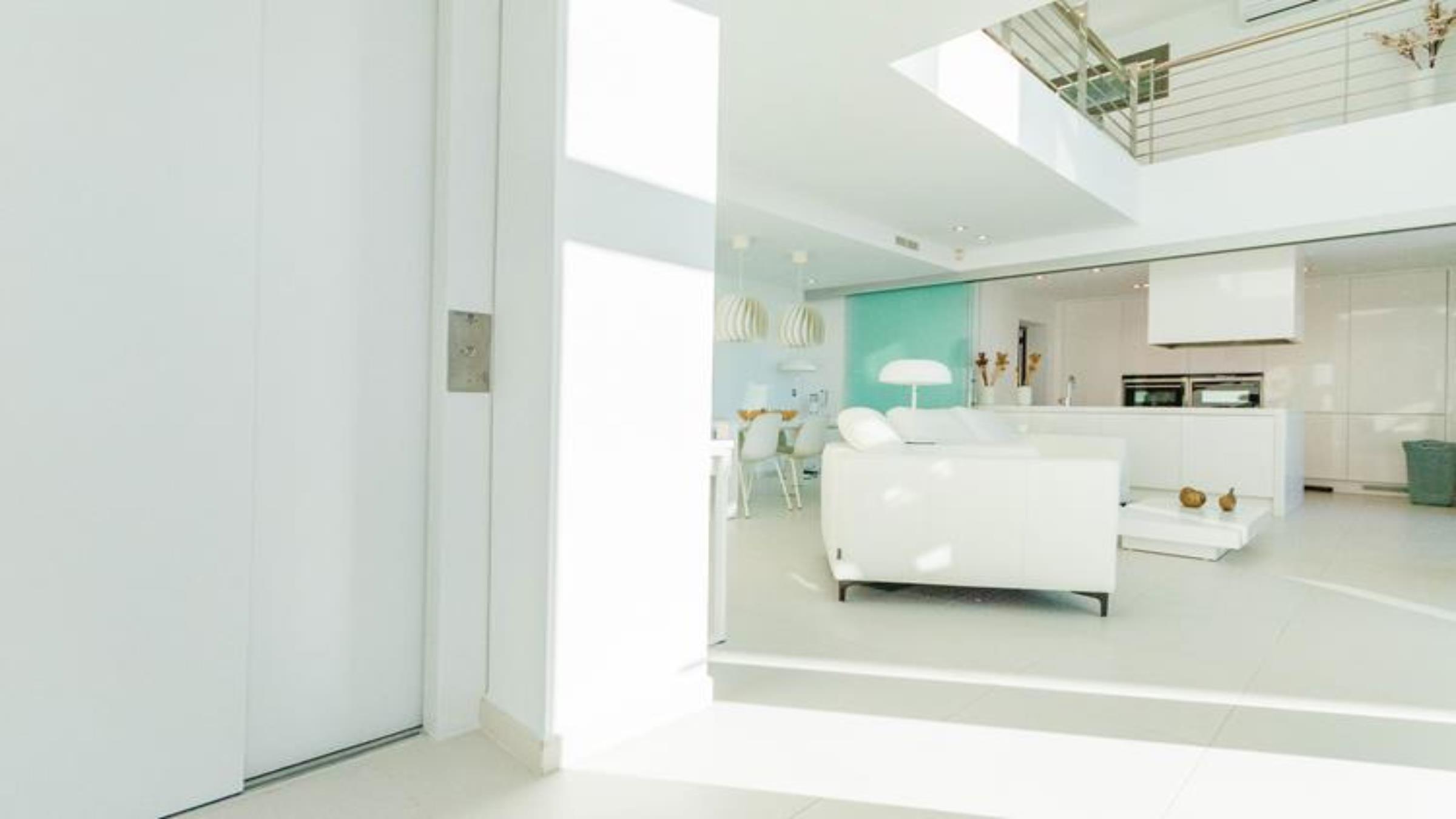 Villa_Luxury_seaview_nardia__5___newsize_2400by1350.jpg