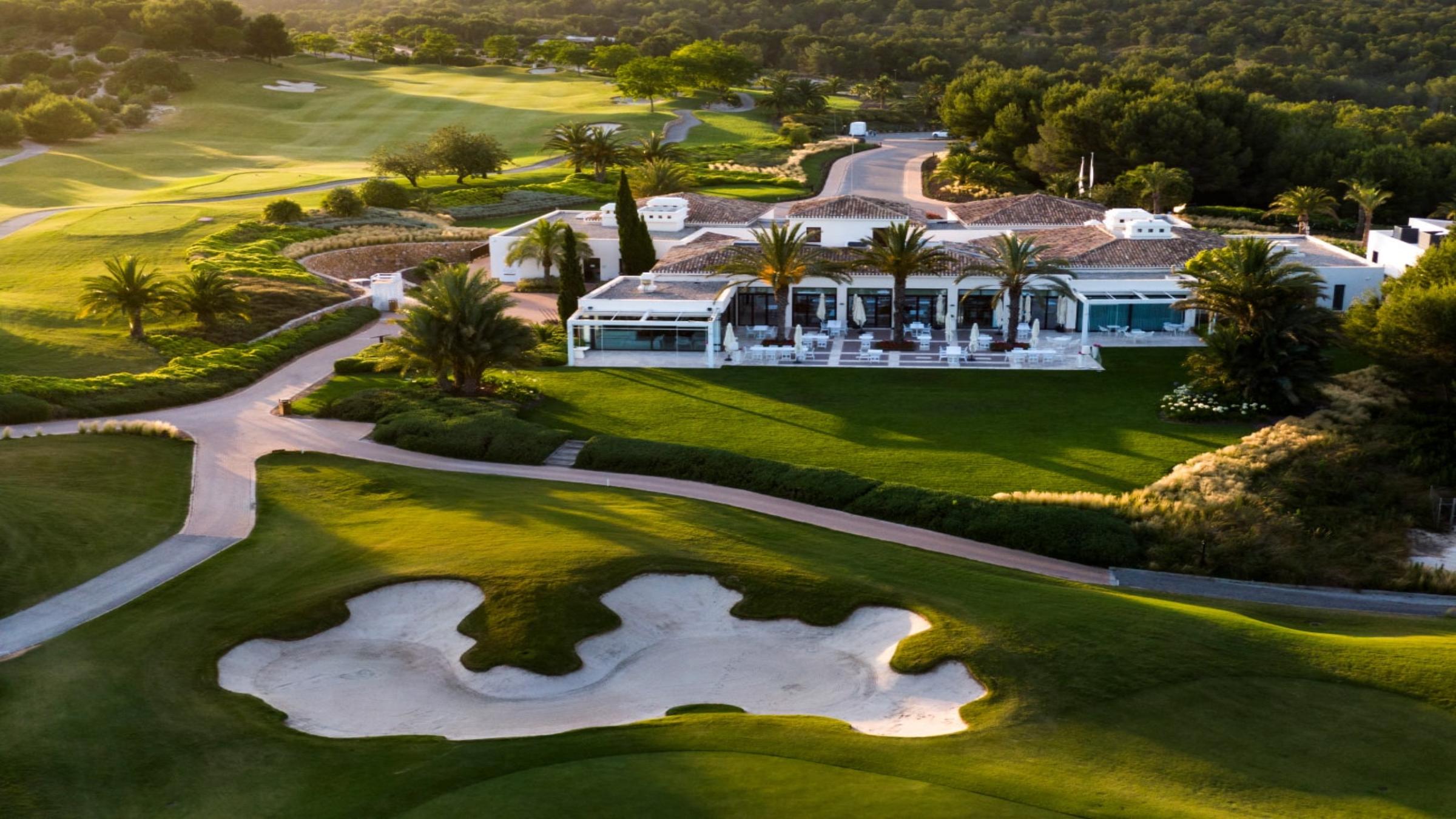 II_LasColinasGolf&CountryClub_8_new_size_2400by_1350.jpg