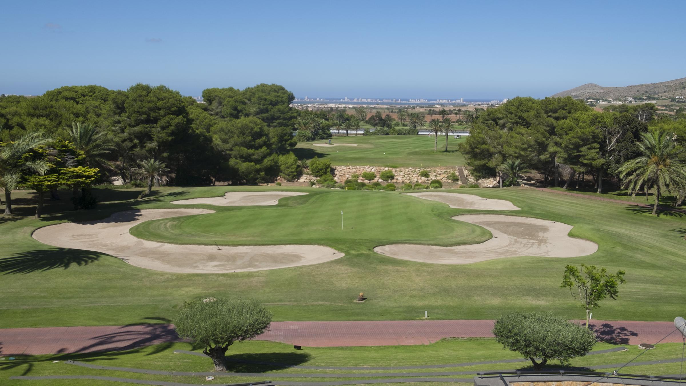 LLL8_SienL_LL_MLngL_MurLiL_Golfnew_size_2400by_1350.jpg