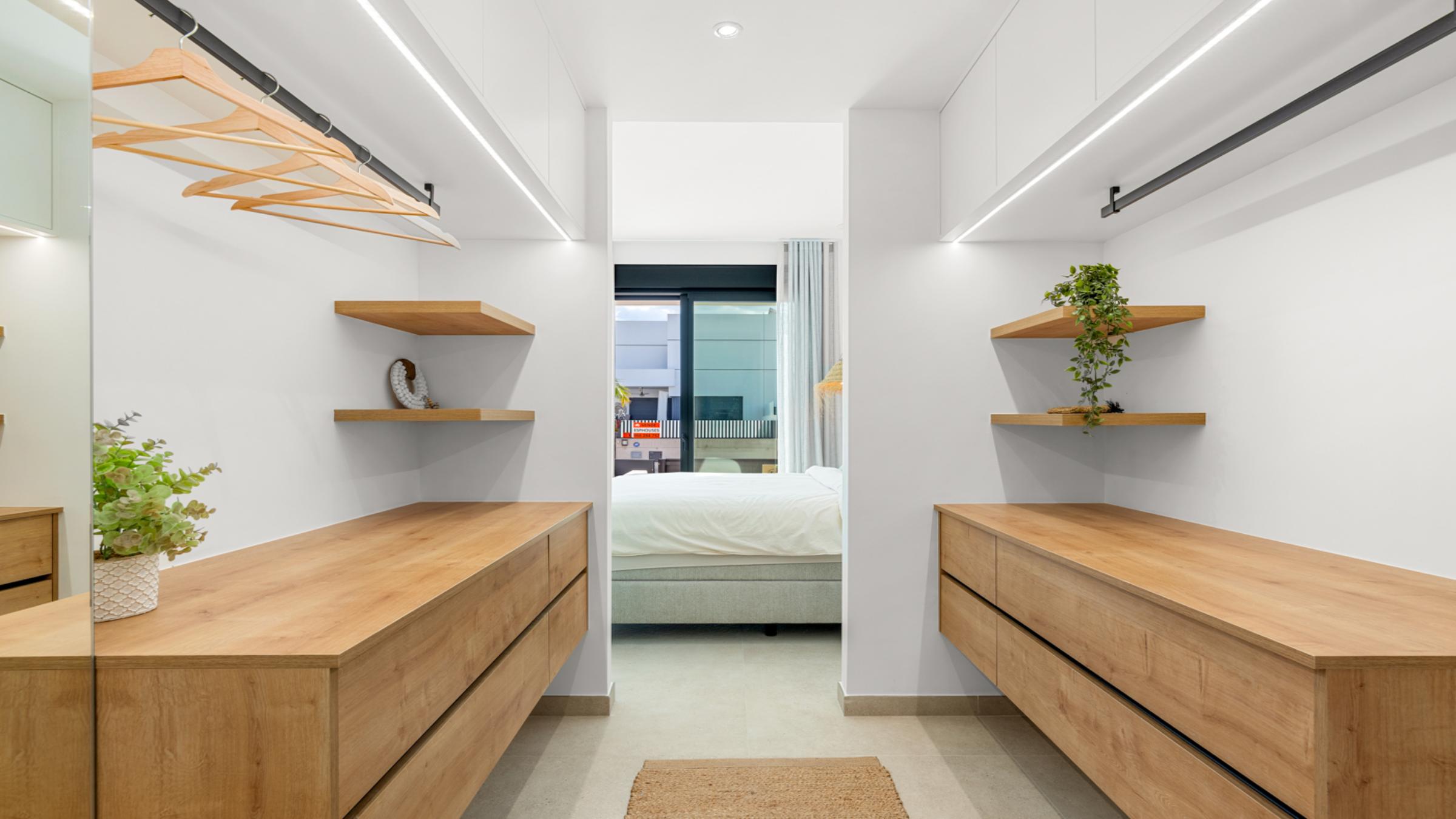L_5___Paris_VIII___Dressing_of_ground_floor_bedroomnew_size_2400by_1350.jpg