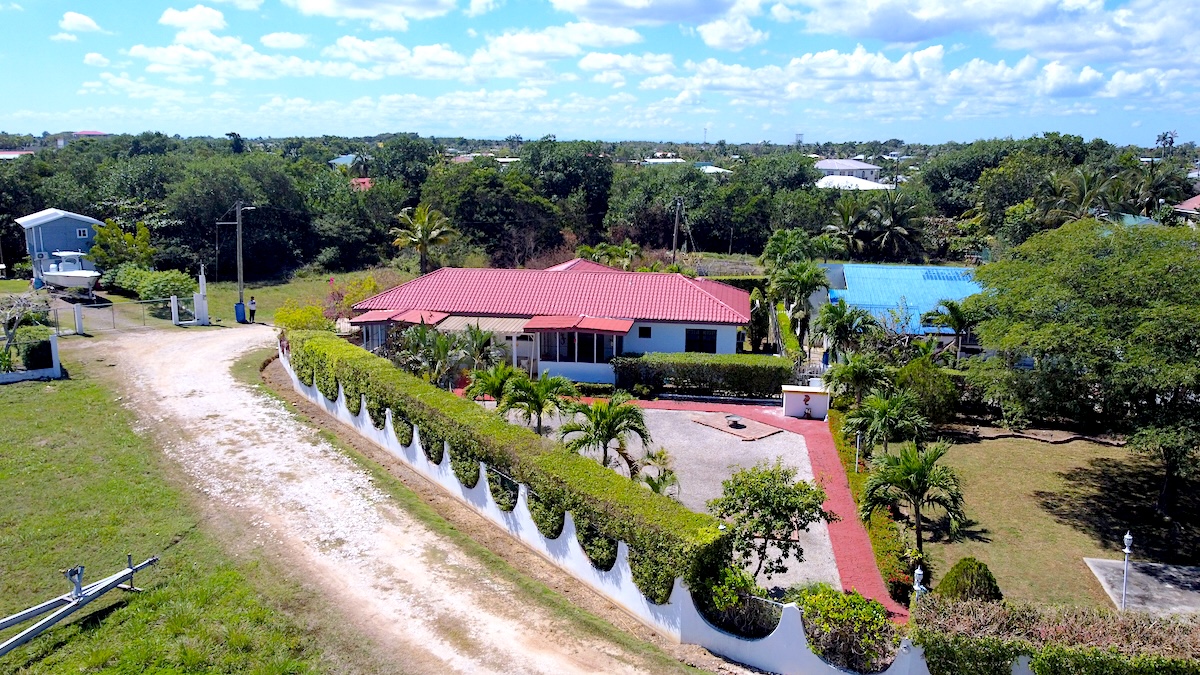 Image from belizerealestate.bz