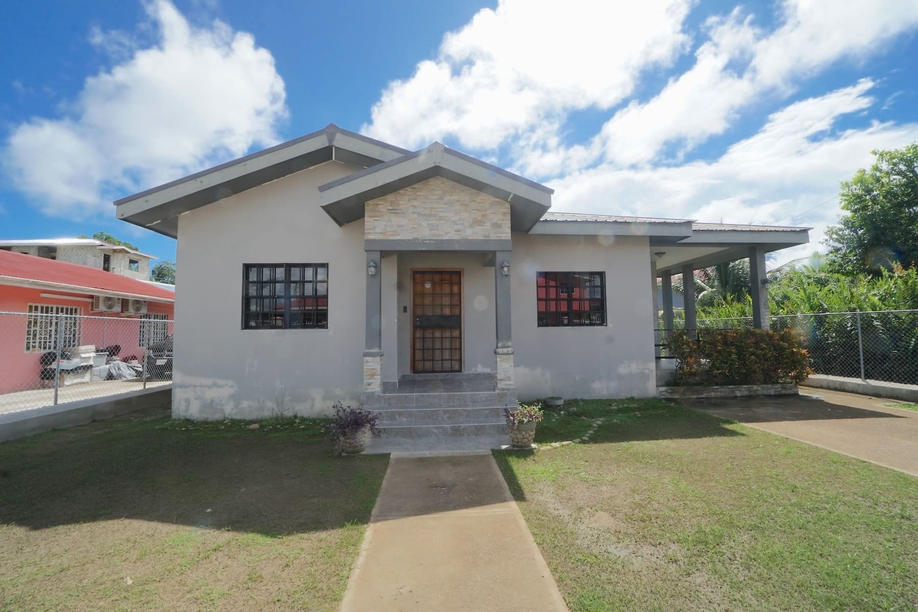 Image from belizerealestate.bz